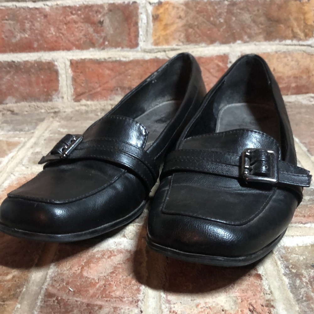 Professional Black shoes Size 7